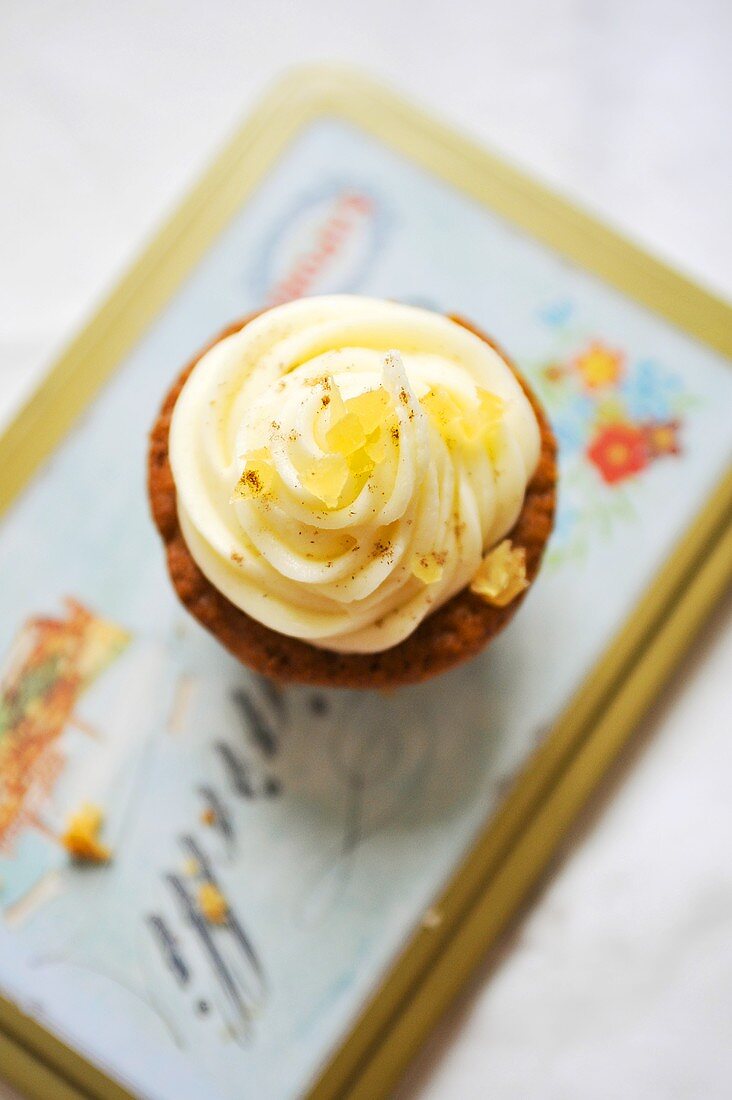 A lemon and ginger cupcake