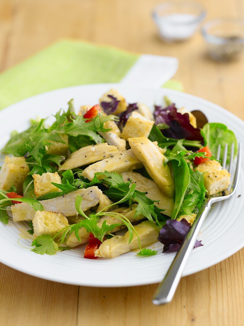 Blattsalat mit Hähnchen, Zitrone und Honig