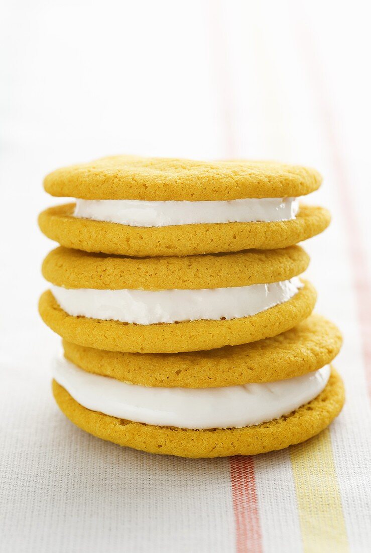 Banana moon pies with a marshmallow filling