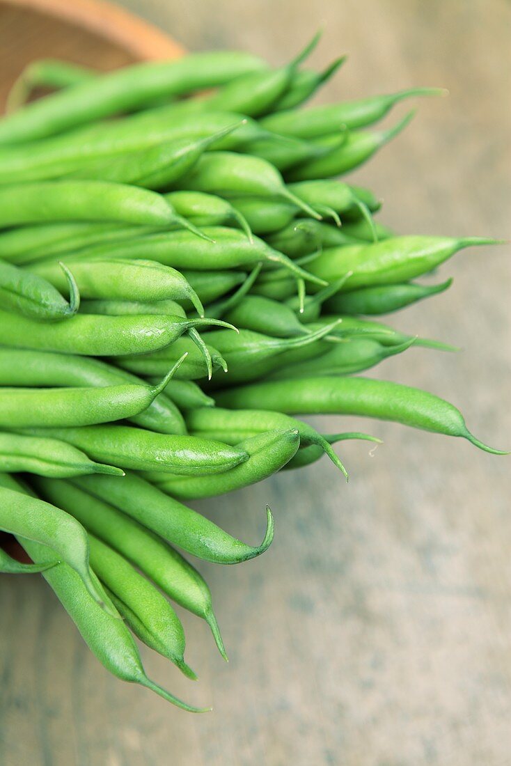 Green beans in a bowl