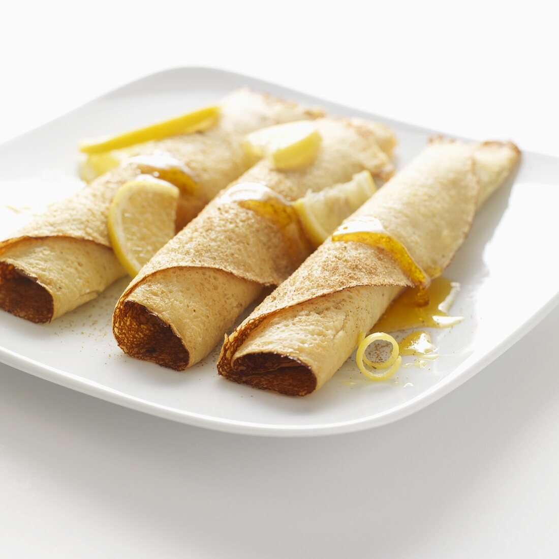 Lemon crepes with syrup