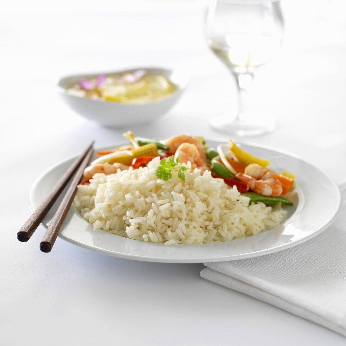 Rice with prawns and vegetables