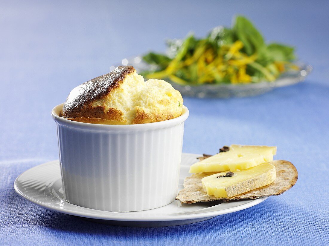 Caviar souffle and crispbreads with cheese