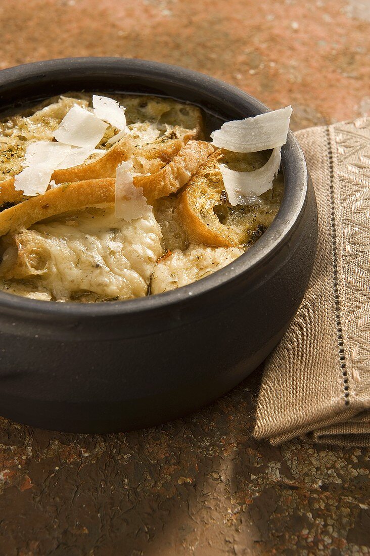 Zuppa di pane e pecorino (bread soup, Italy)