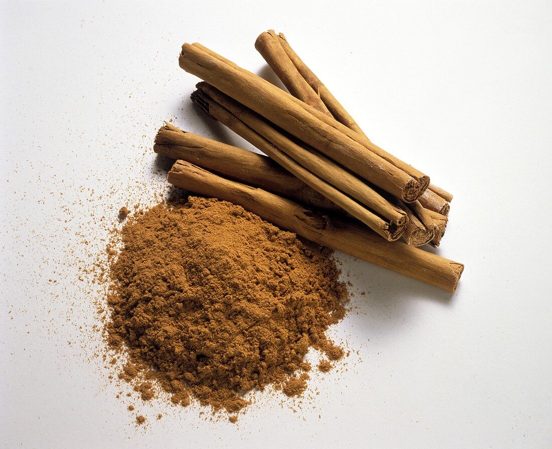 Cinnamon Sticks with Ground Cinnamon