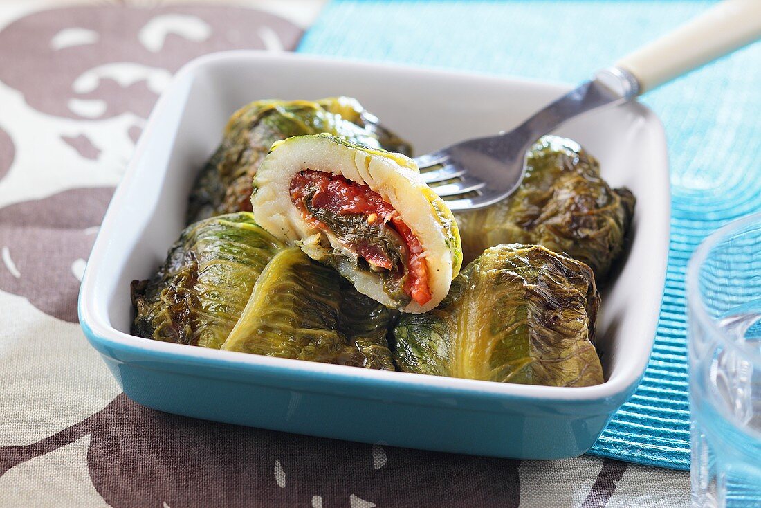 Lettuce wraps with cod and tomatoes