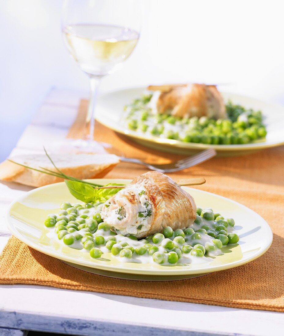 Turkey roulade with creamed peas