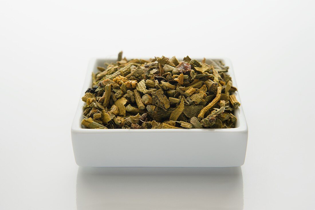 Dried mistletoe herb (visci herba)
