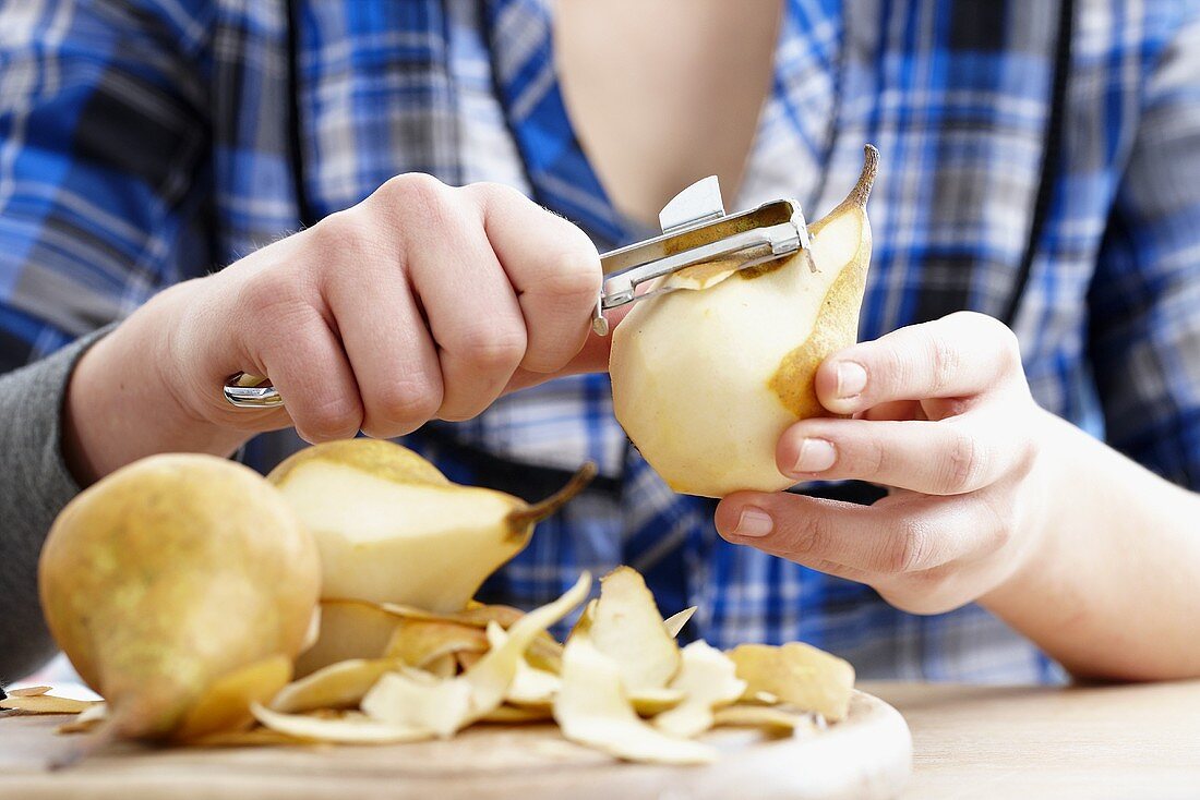 Peeling pears