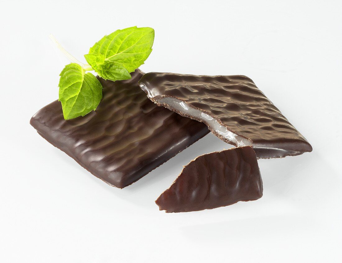 Chocolate mint wafers