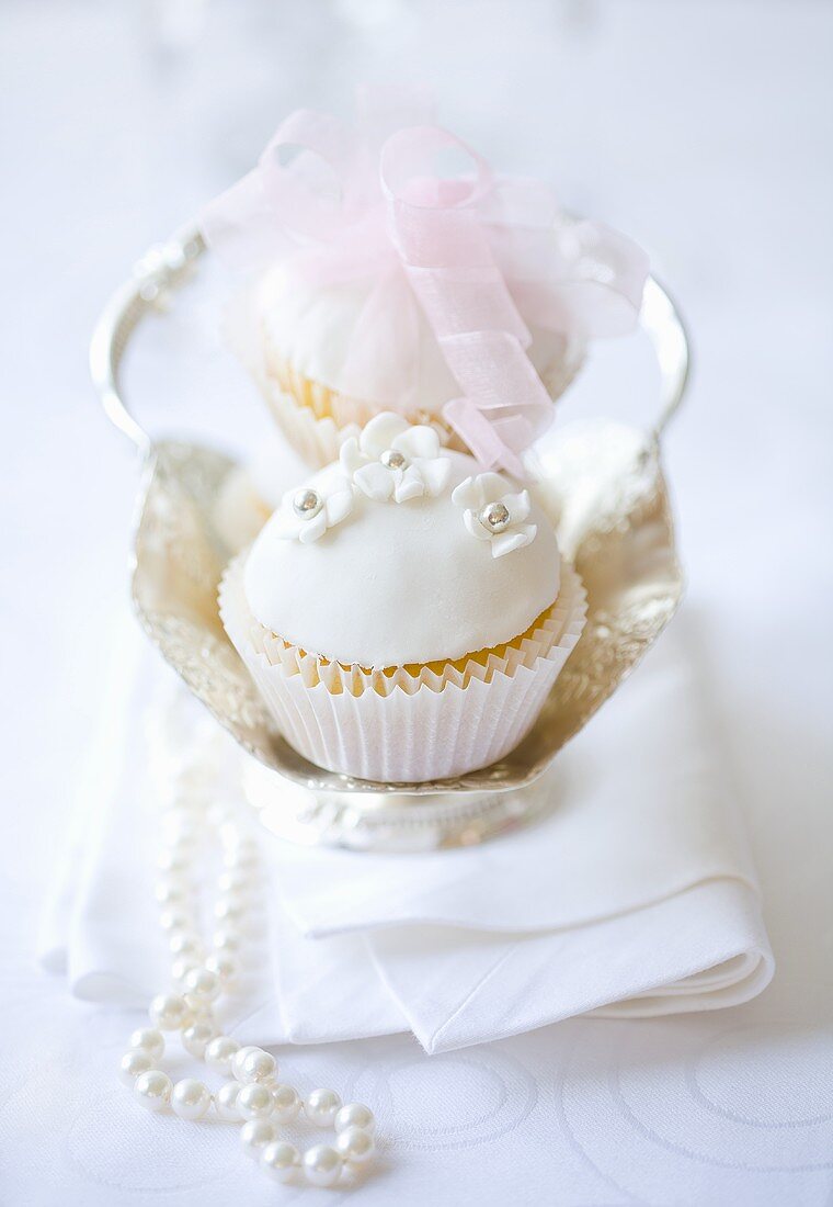 Cupcakes for a wedding