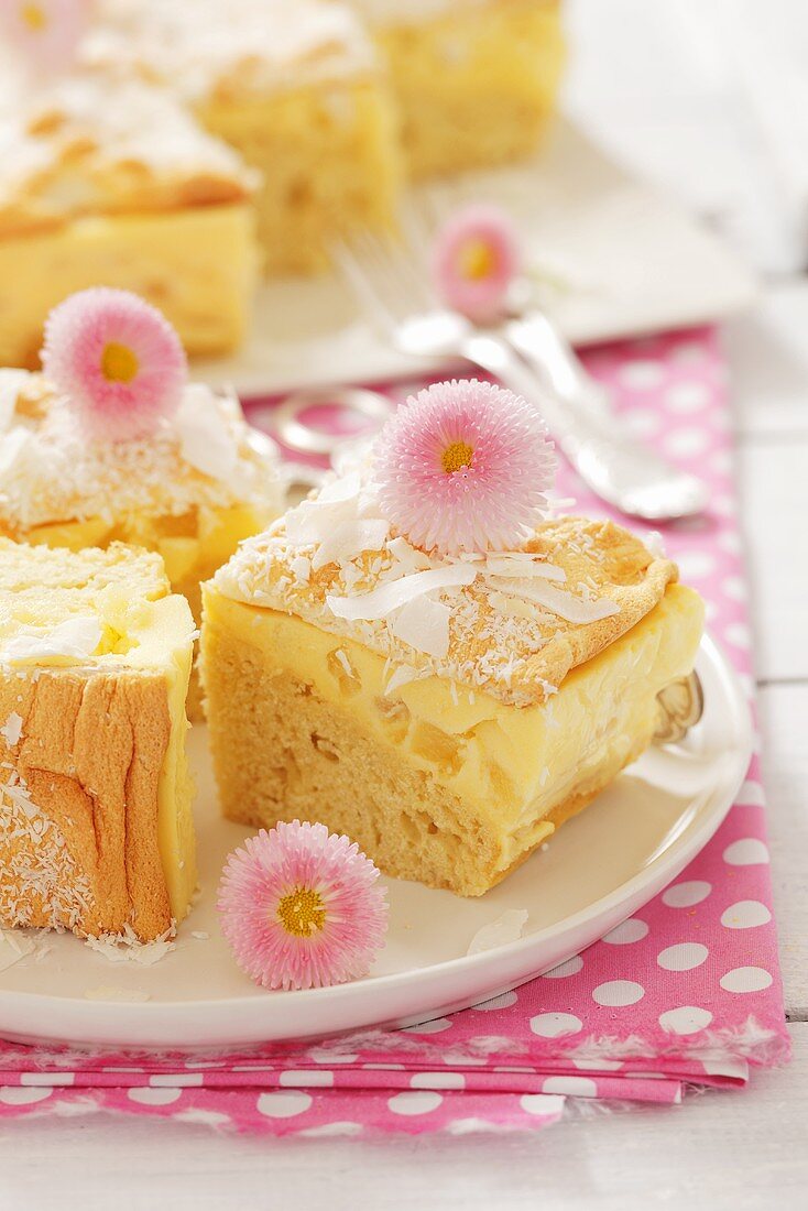 Sponge cake with coconut cream and pineapple