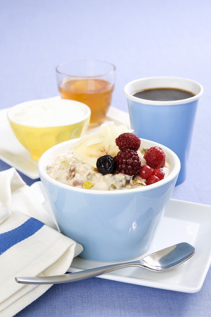 Bircher Müsli mit Beeren