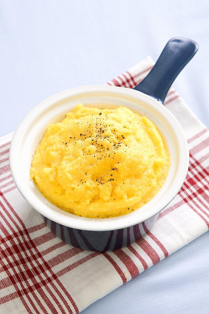 Polenta in a saucepan