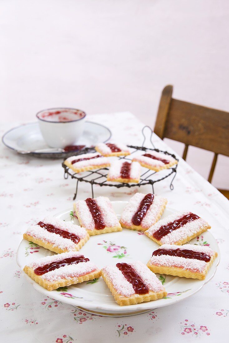 Coconut biscuits with raspberry jam