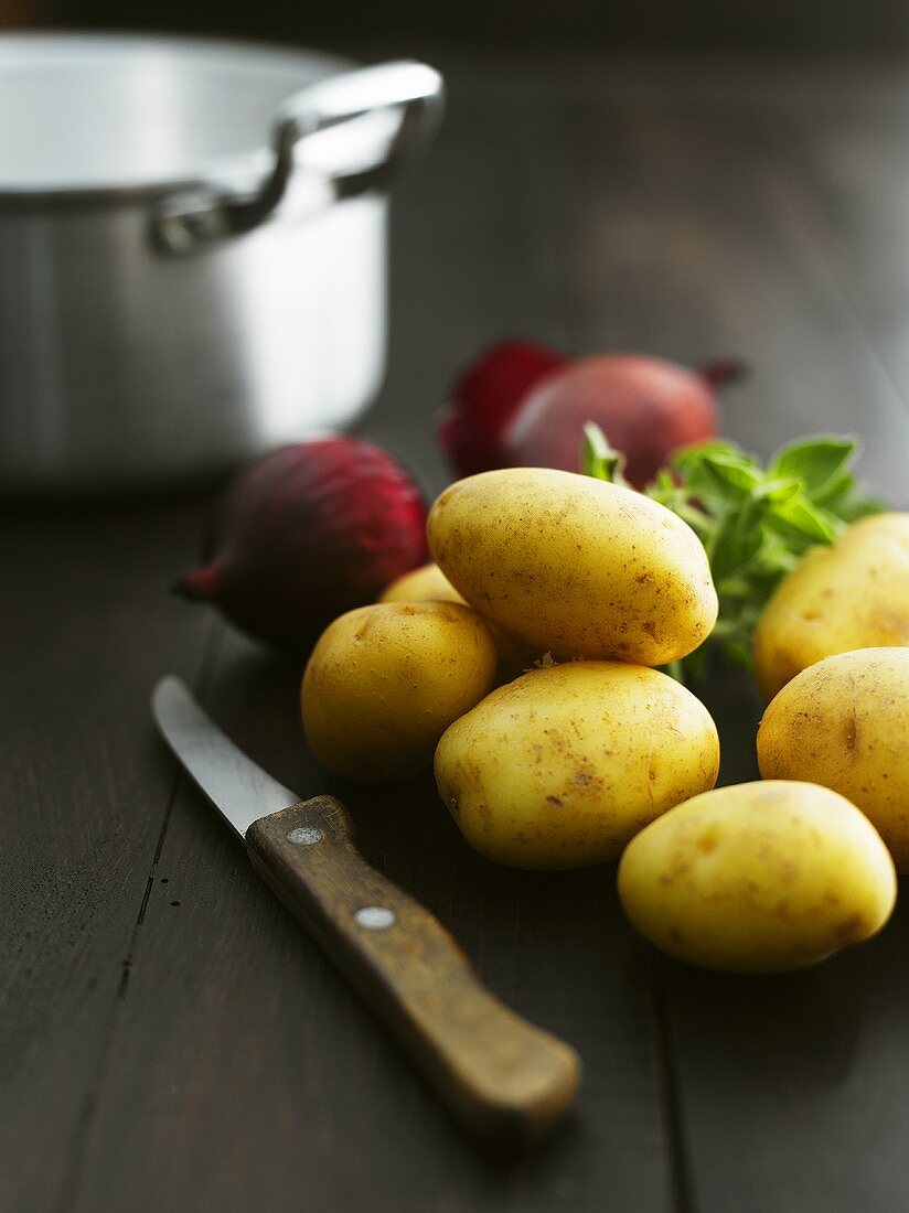 New potatoes, onions and oregano