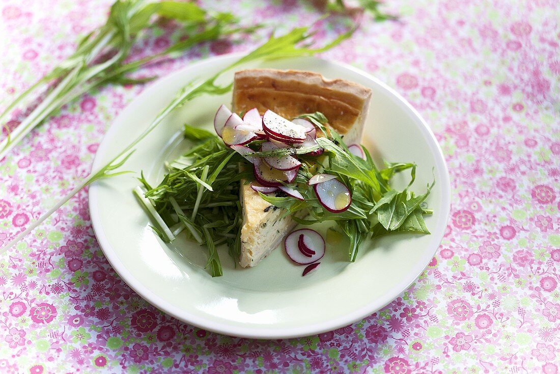 Leek quiche with rocket and radishes