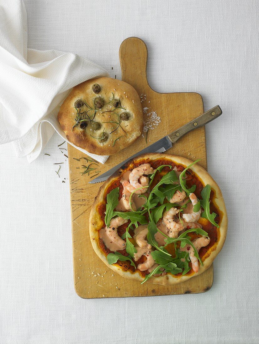 Focaccia mit Oliven & Pizza mit Krabben