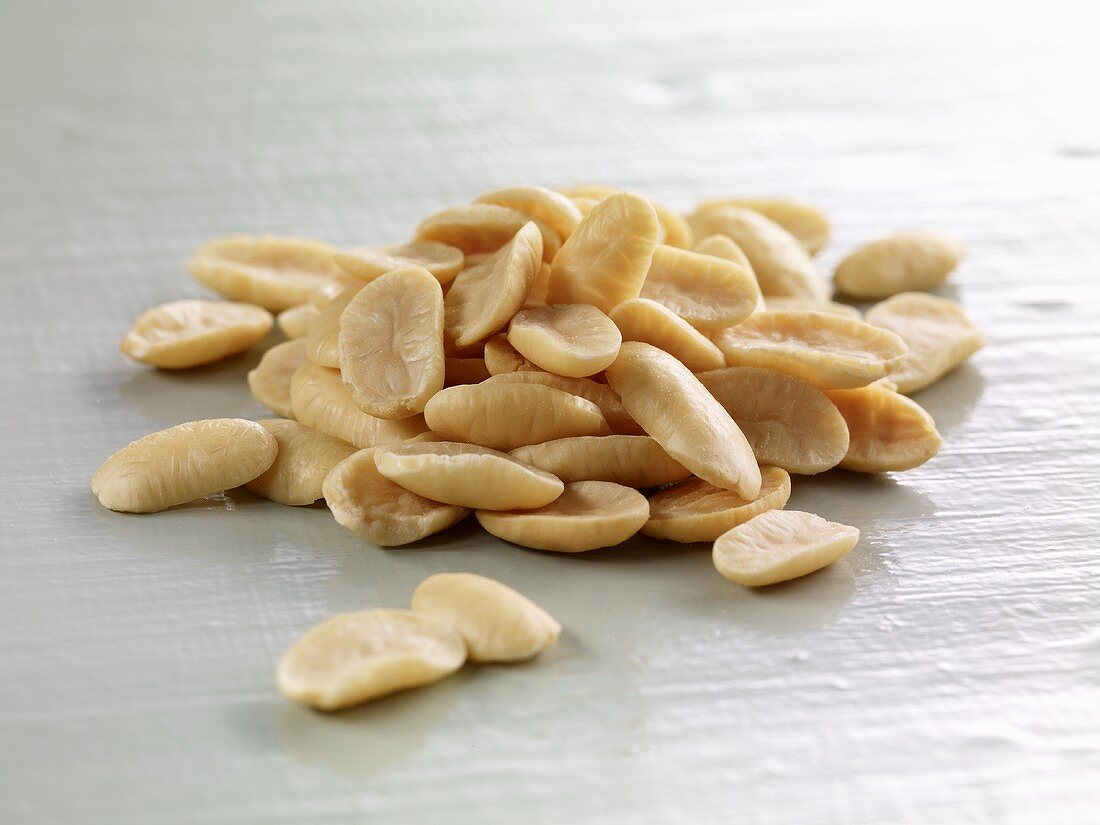 Roasted soya nuts