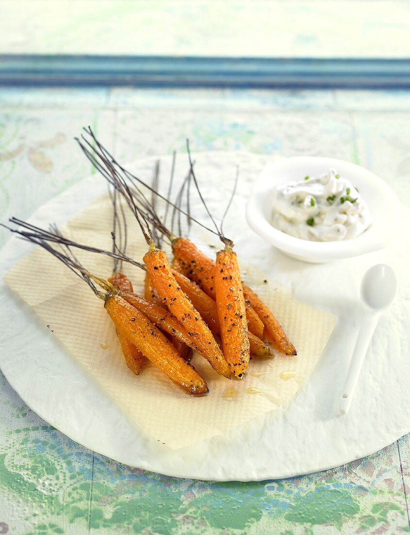 Roasted carrots with sauce tartare