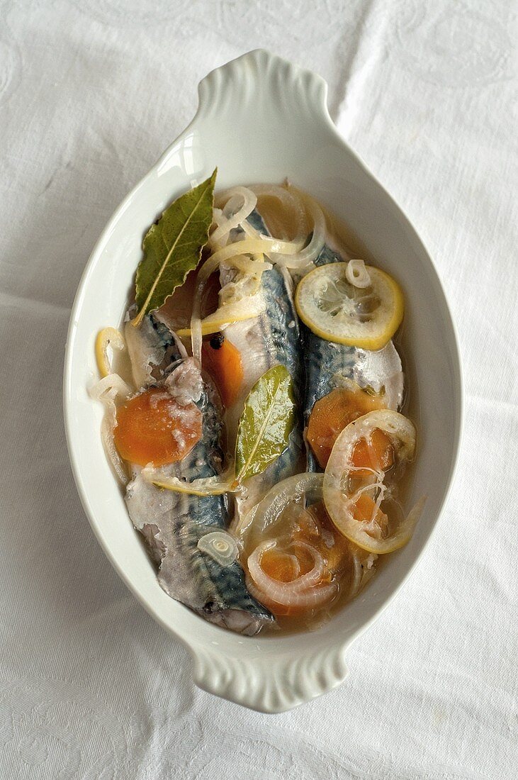 Mackerel in white wine