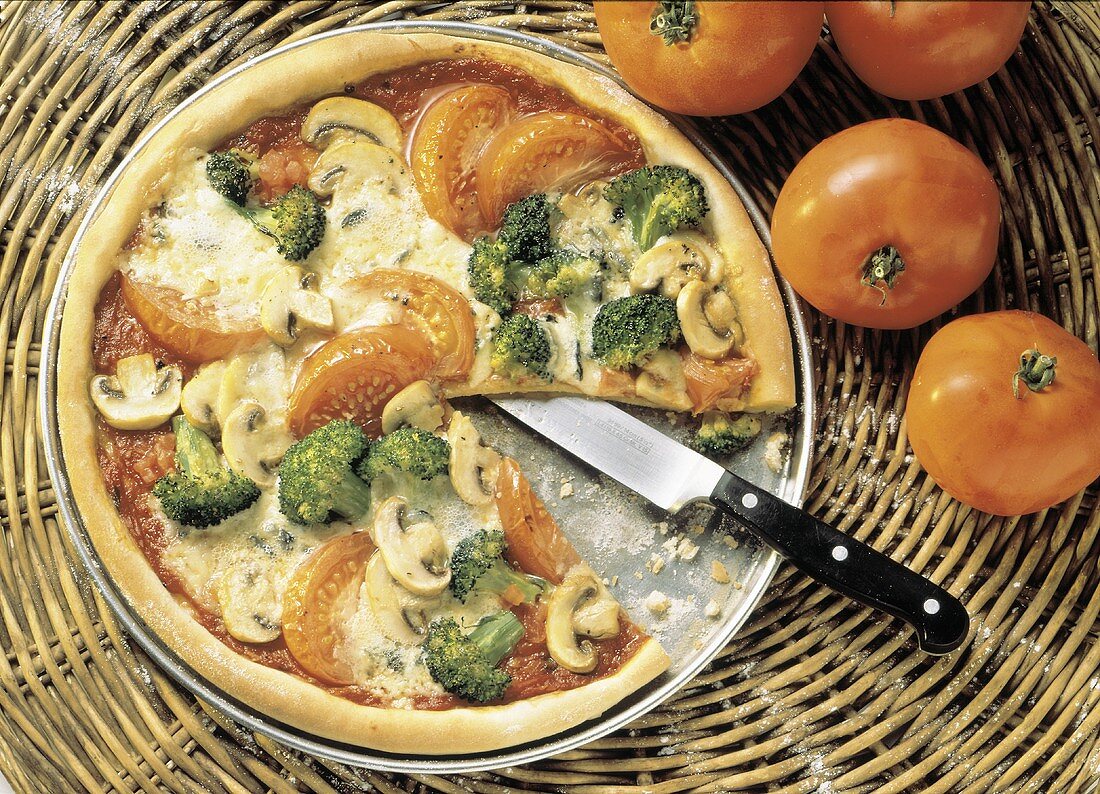 Pizza with Broccoli and Tomato