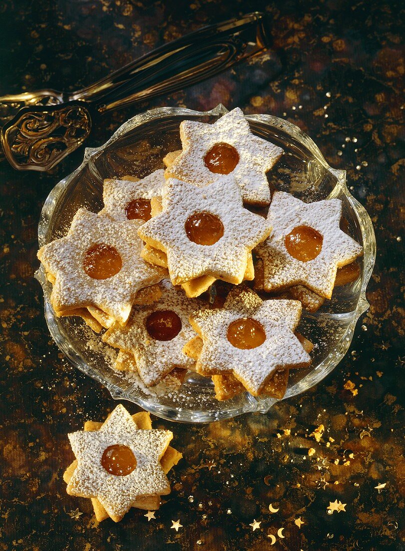 Filled sweet pastry stars