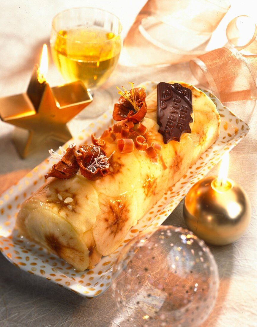 Christmas apple log