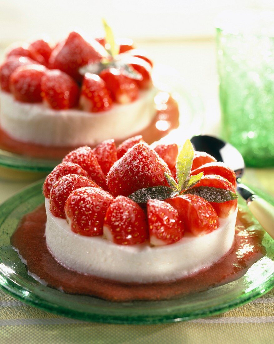Fromage frais and strawberry cake dessert