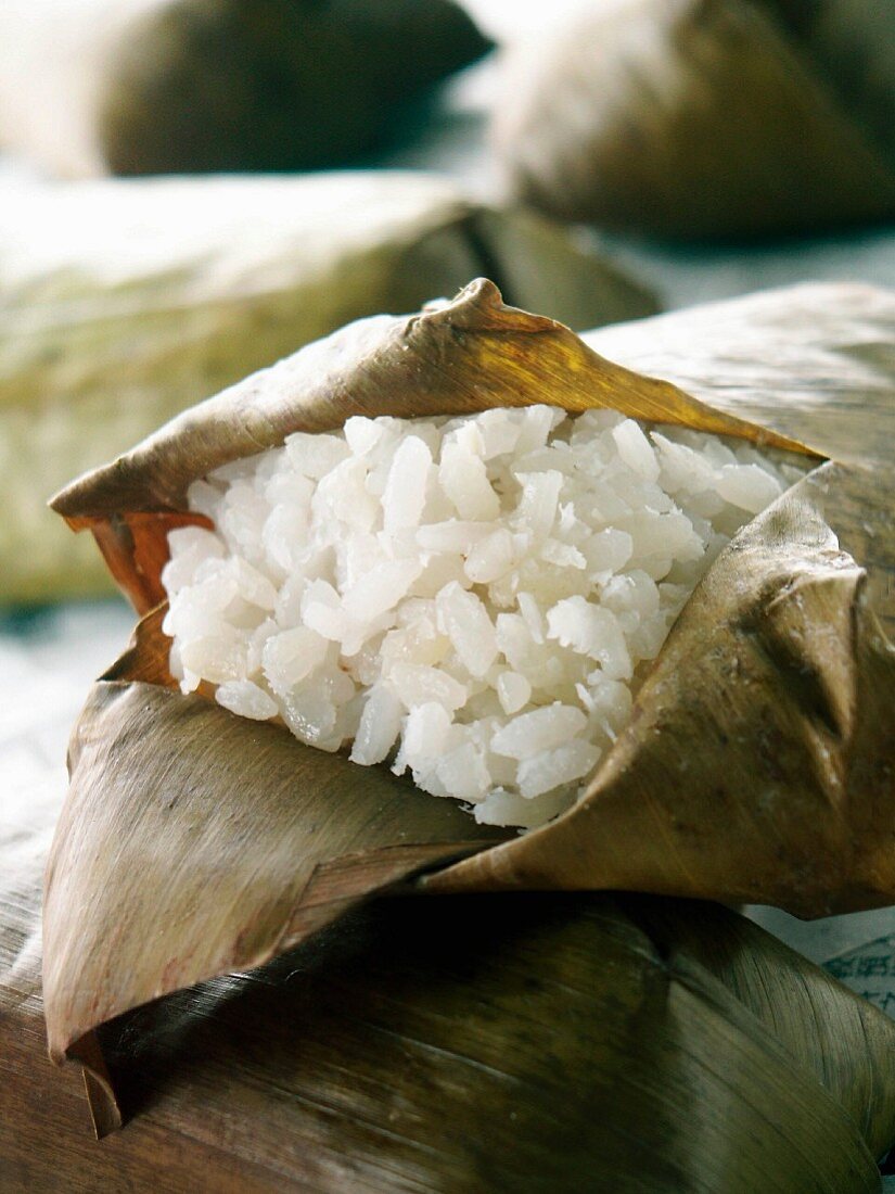 Teeblatt mit Reis gefüllt