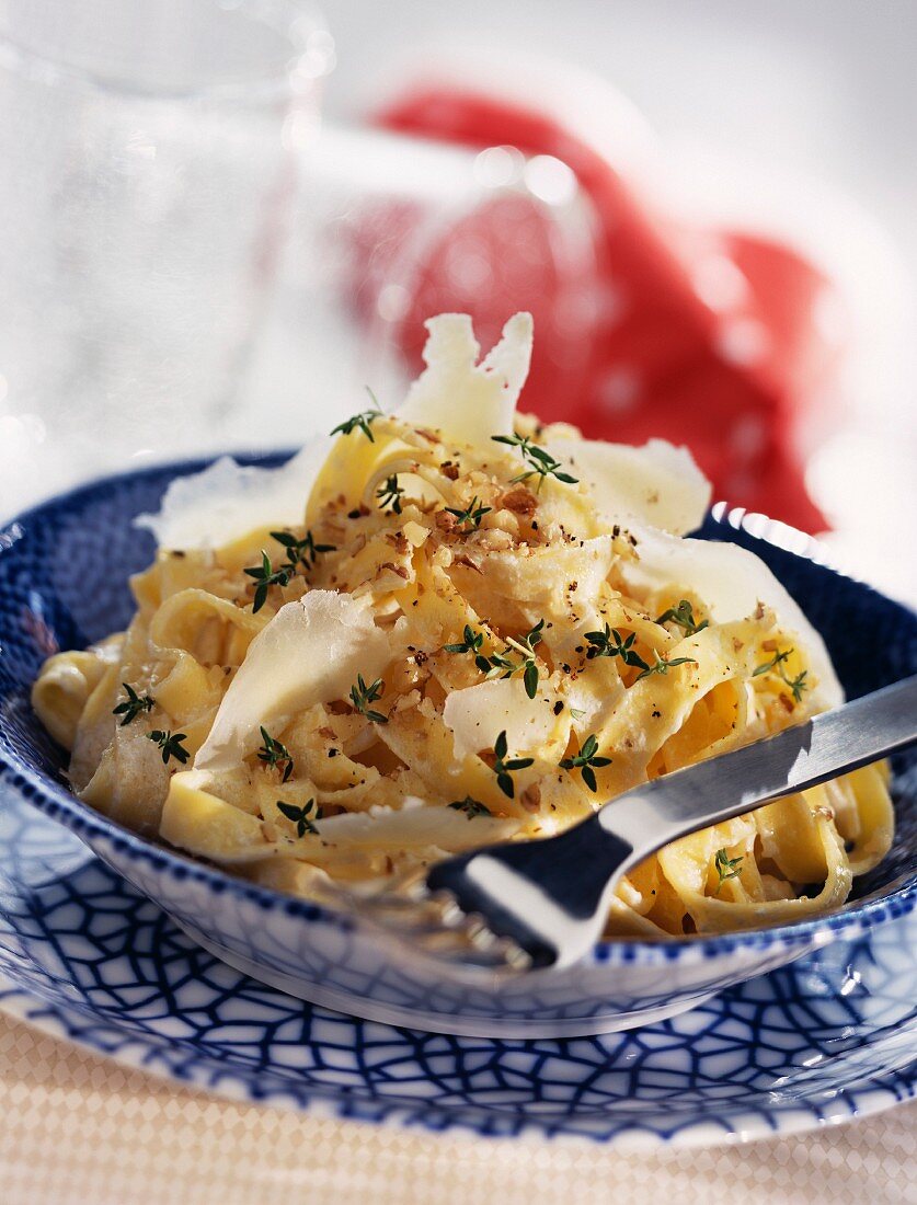 Fettucini mit Pecorino und Walnüssen