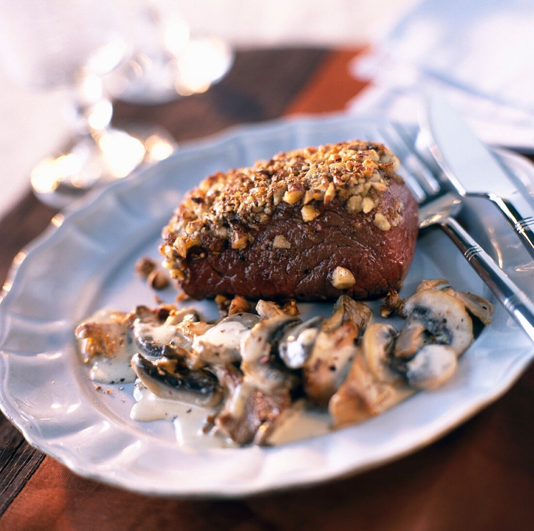 hind steak with mushrooms