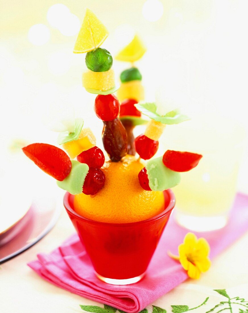 Party-Orange mit kandierten Früchten