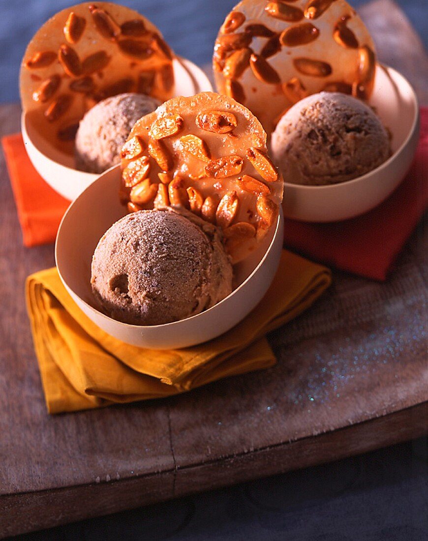 Peanut nougatine ice cream