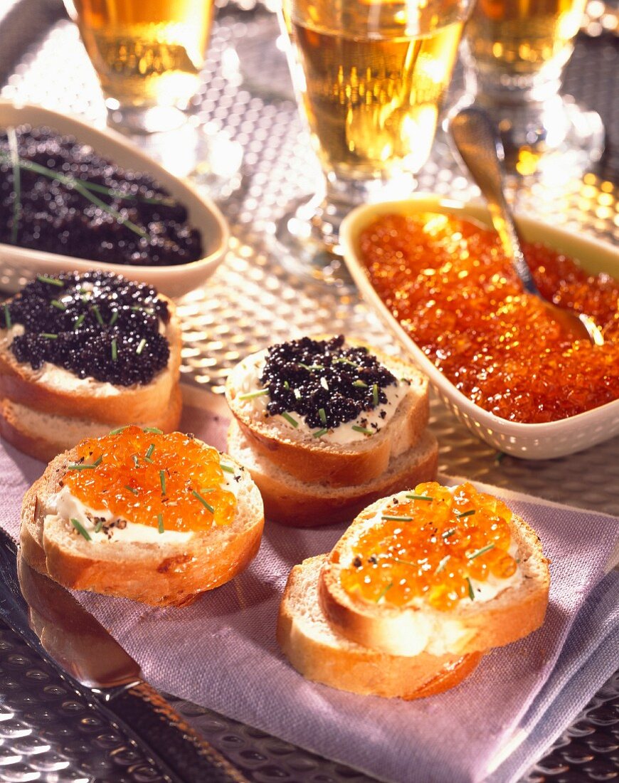 Russische Kaviarbrötchen