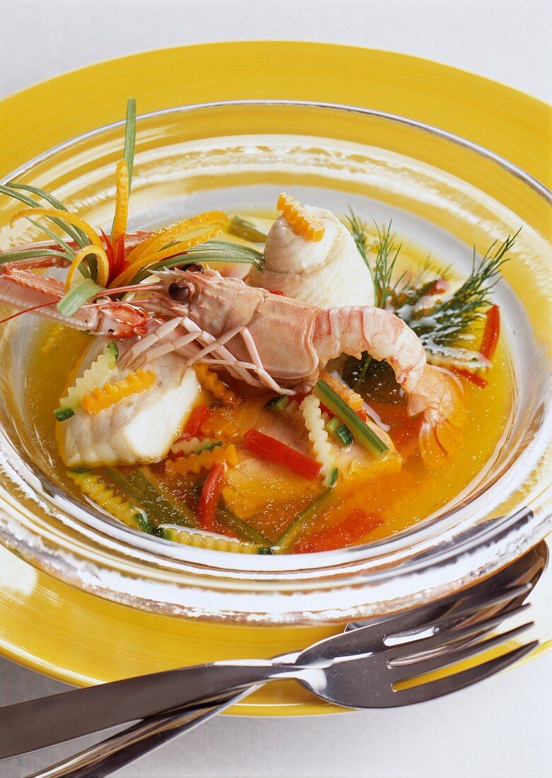 Fish and saffron smoked stew pot