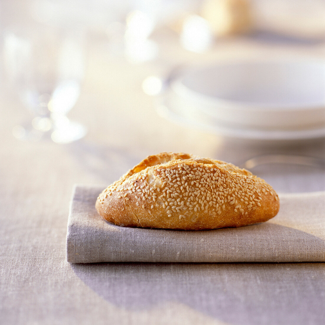 sesame seed roll