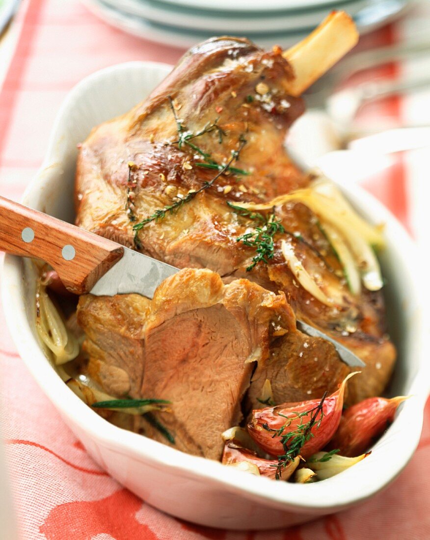 Roast leg of lamb with herbs