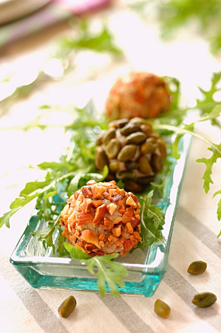 Goat's cheese balls