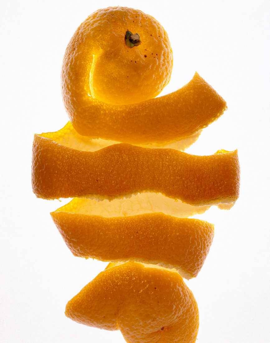 Spiralförmige Schale einer Orange