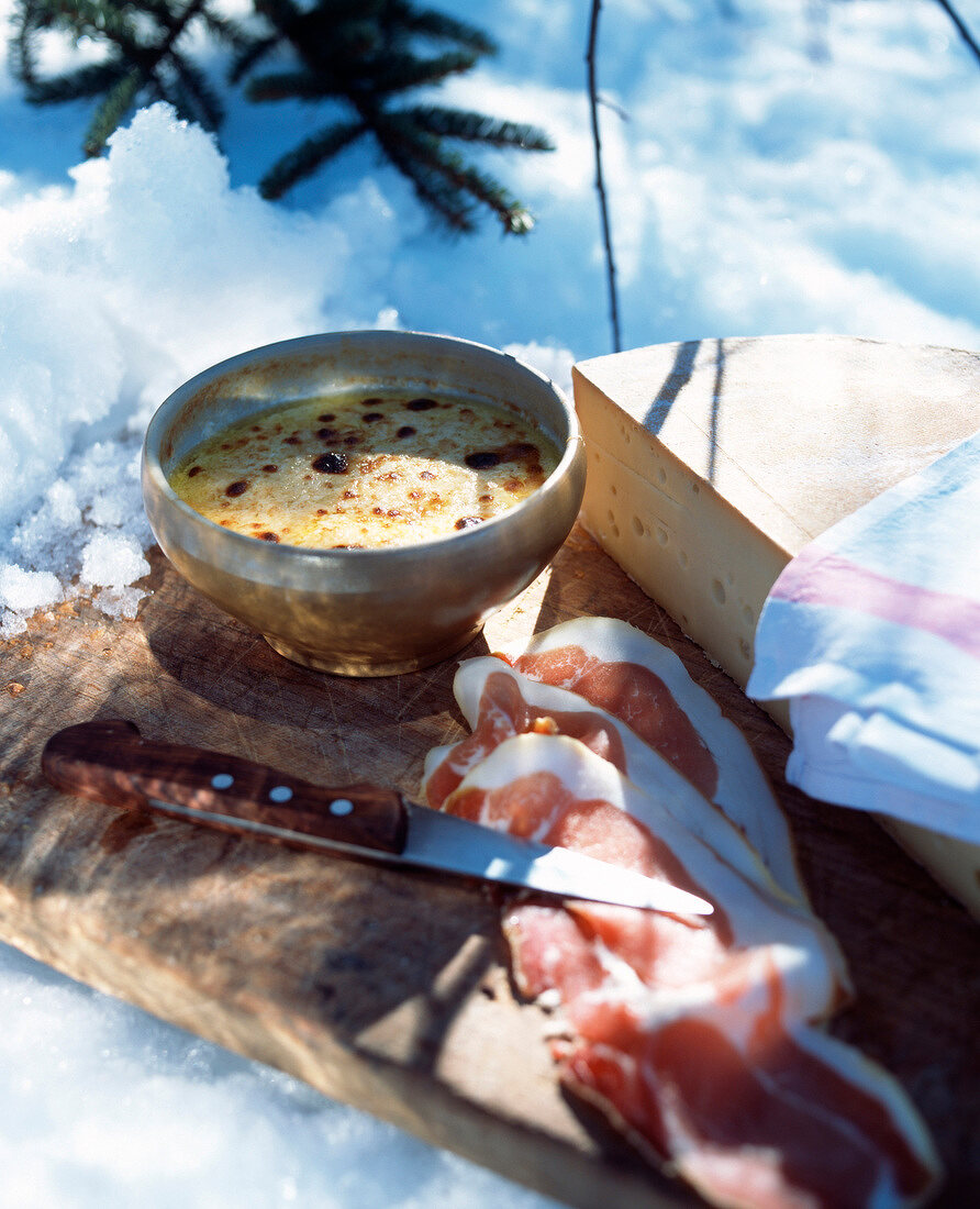 Potato and Fromage d'Abondance cheese fondue