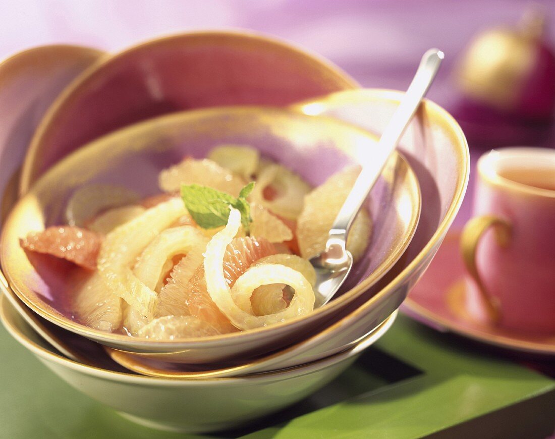 Grapefruit and fennel salad