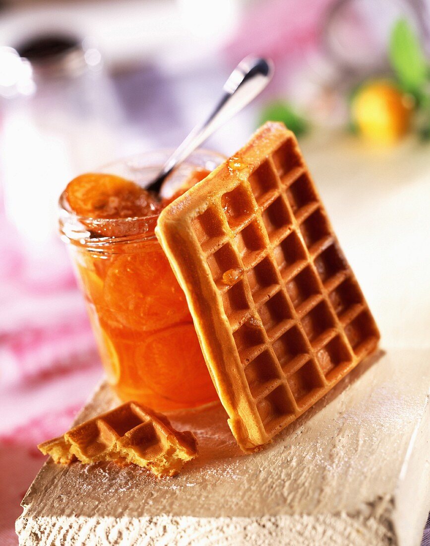 Waffel mit Klementinenmarmelade