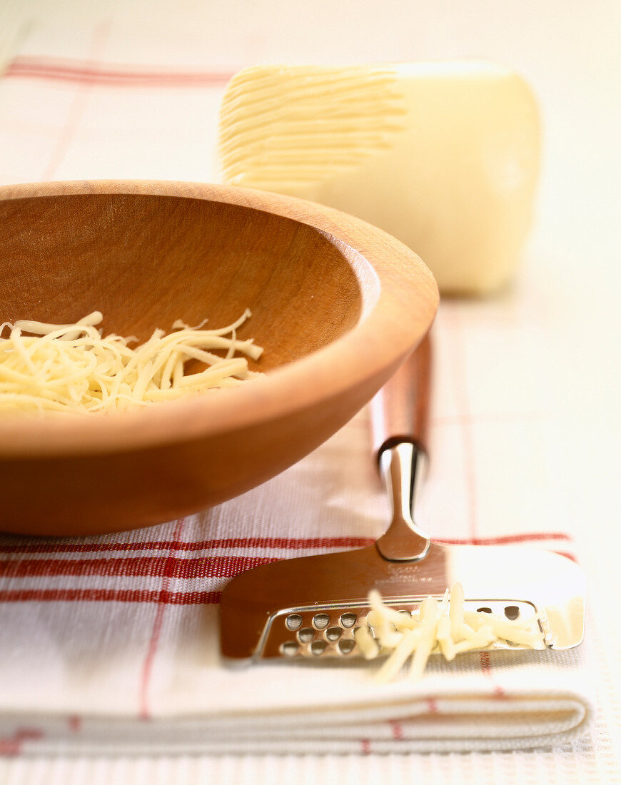 grated mozzarella