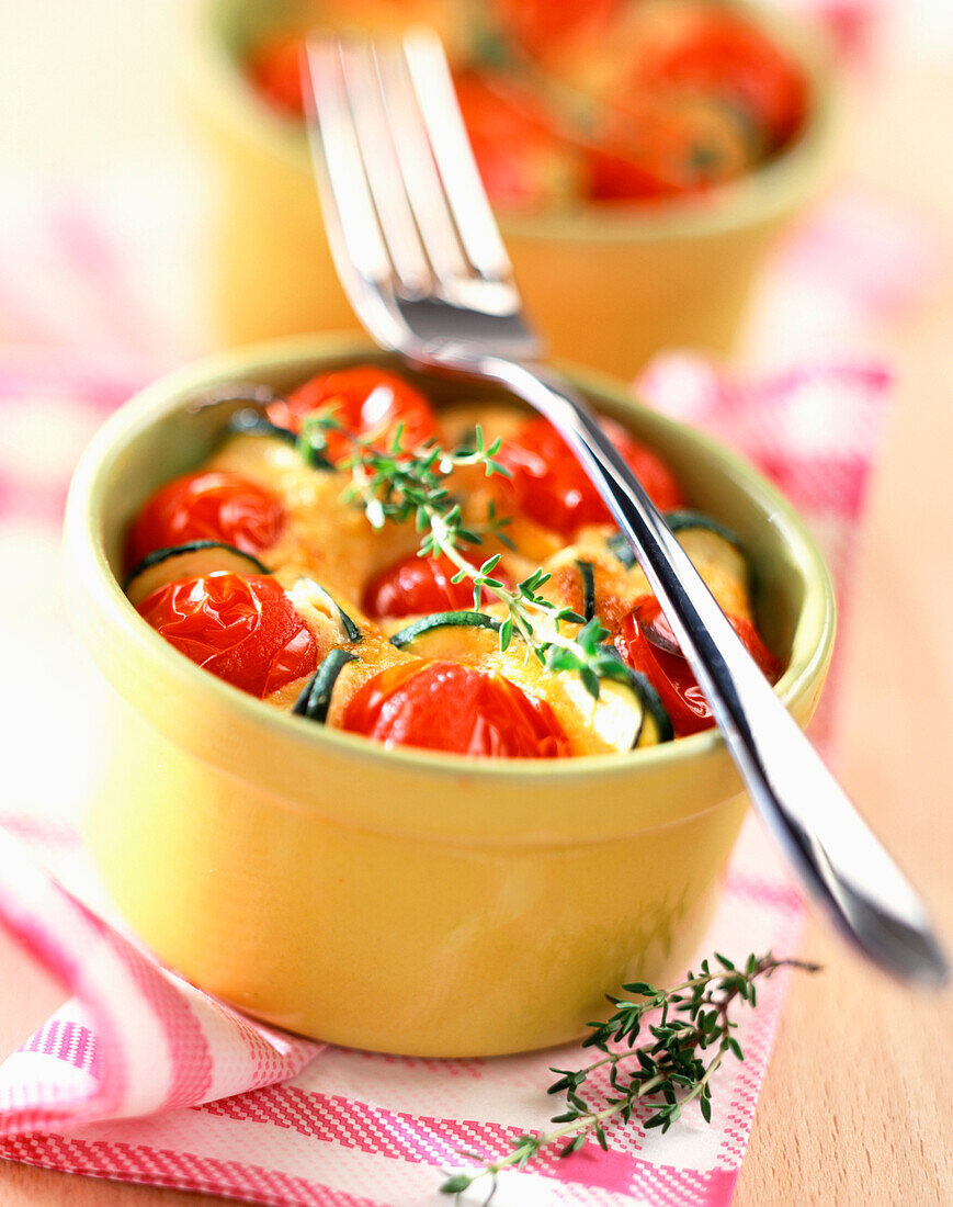 Tomato and courgettes in batter