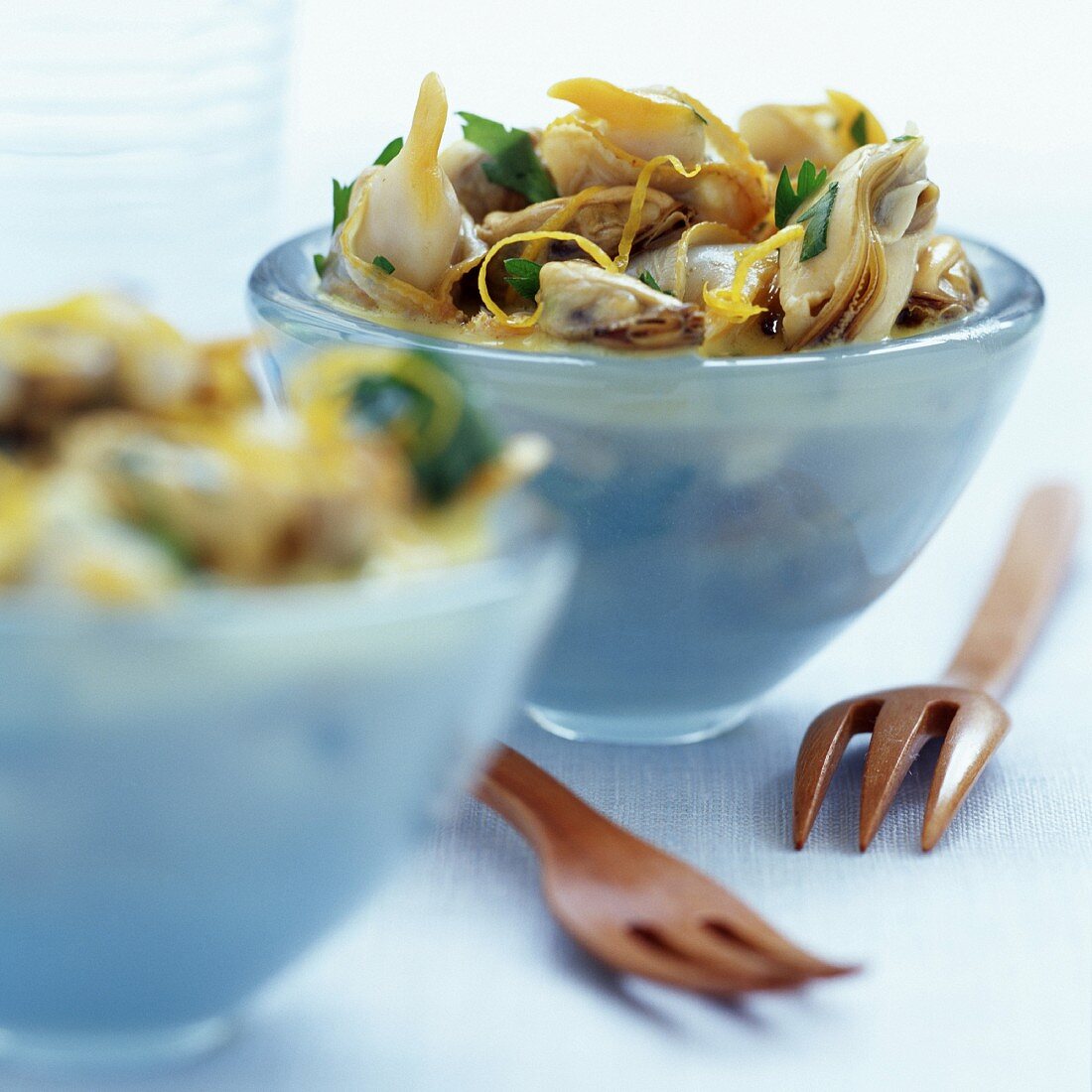 Orange flavored cockle and mussel salad