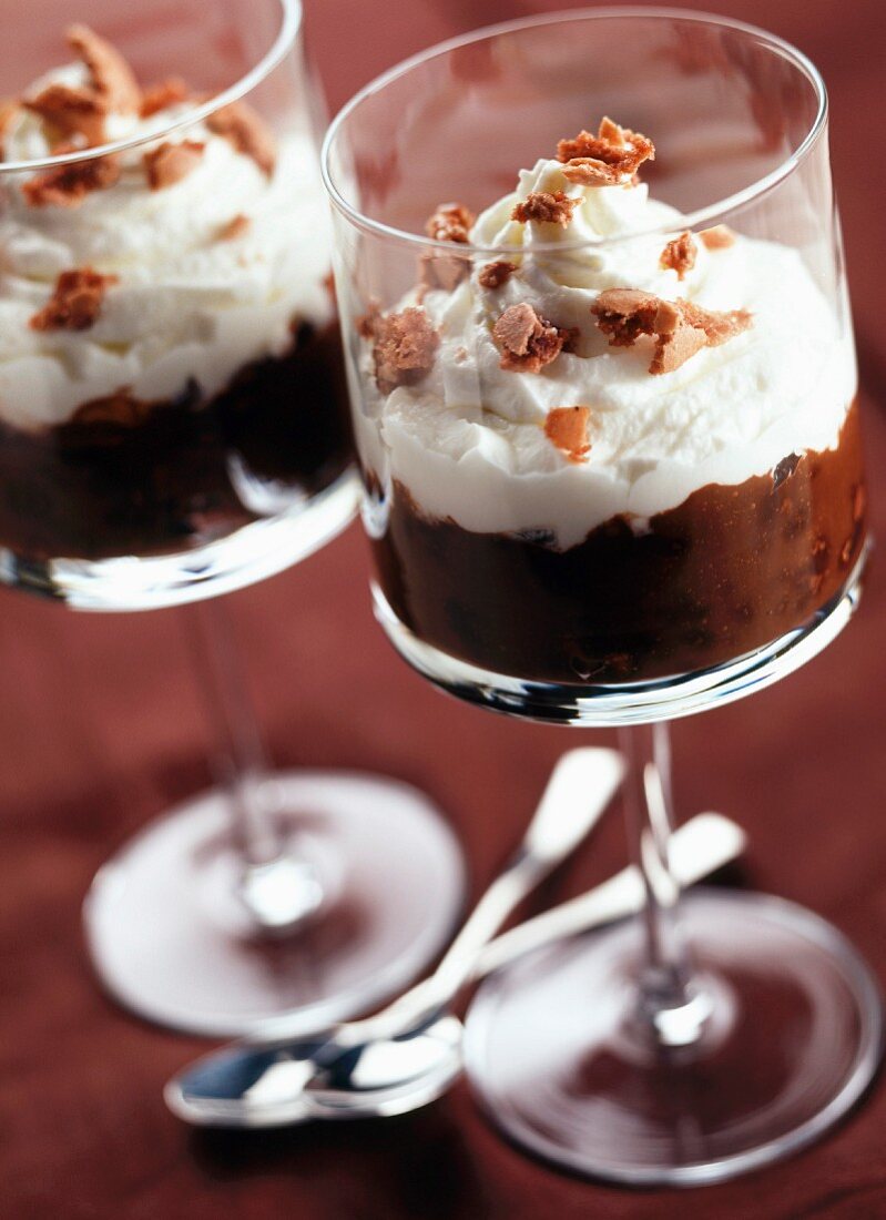 Liégoise iced coffee and cream dessert with chocolate macaroons