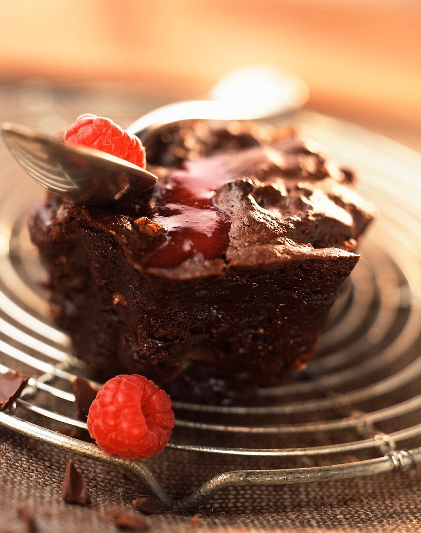 Chocolate cake and raspberries