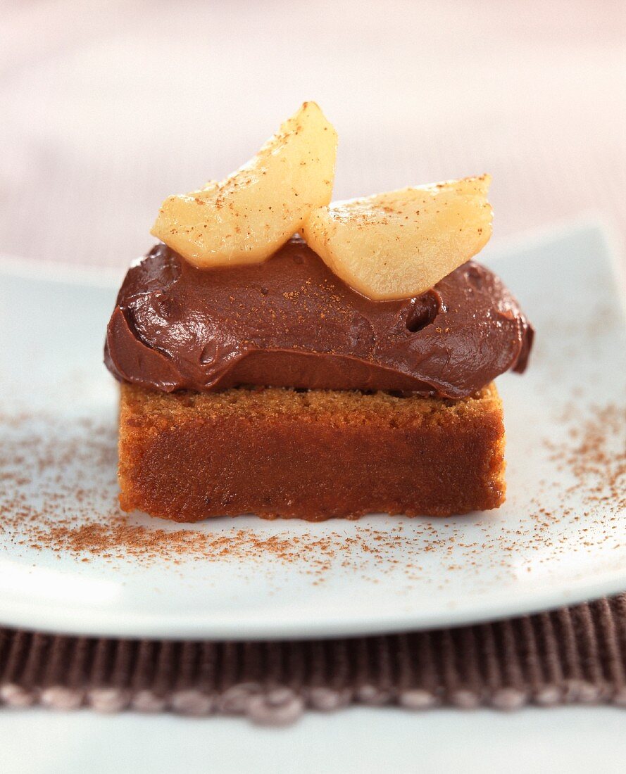 gingerbread with chocolate mousse and pears