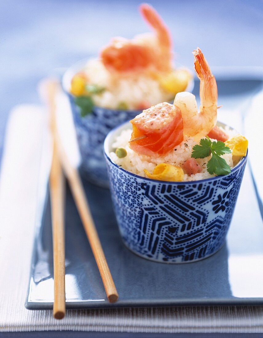 Cantonese rice with salmon and prawns